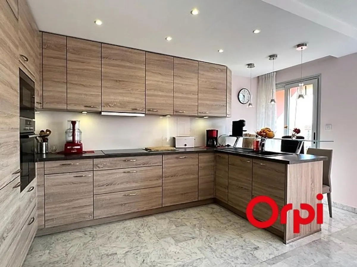 Appartement Lumineux Proche Plages Et Centre-Ville Avec Clim, Balcons Et Parking Inclus - Fr-1-647-18 Menton France